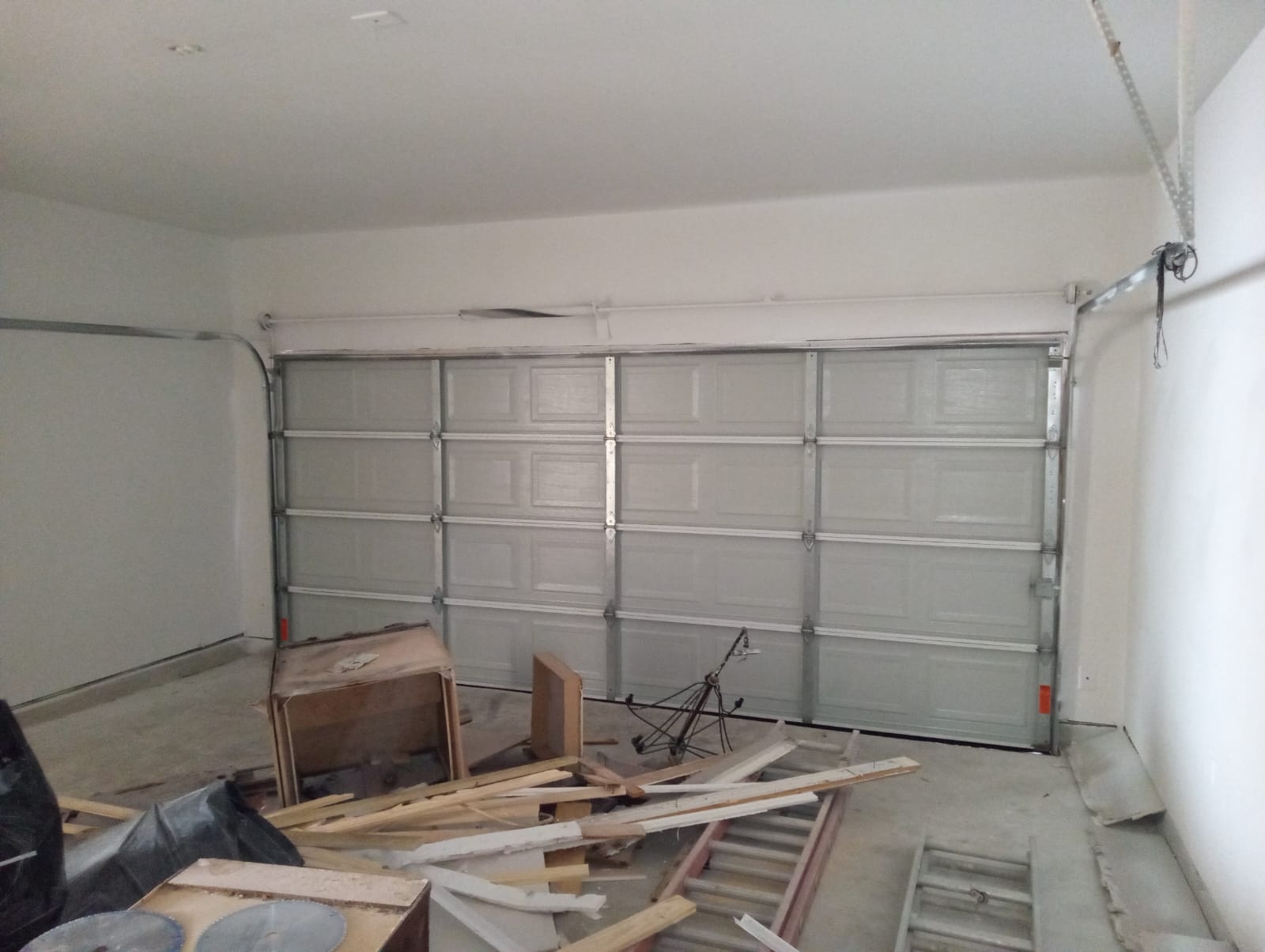 # Unlock the Best Garage Door Service in South Houston - Trusted Local Experts! - Lemus Garage Door Services Sugar Land TX