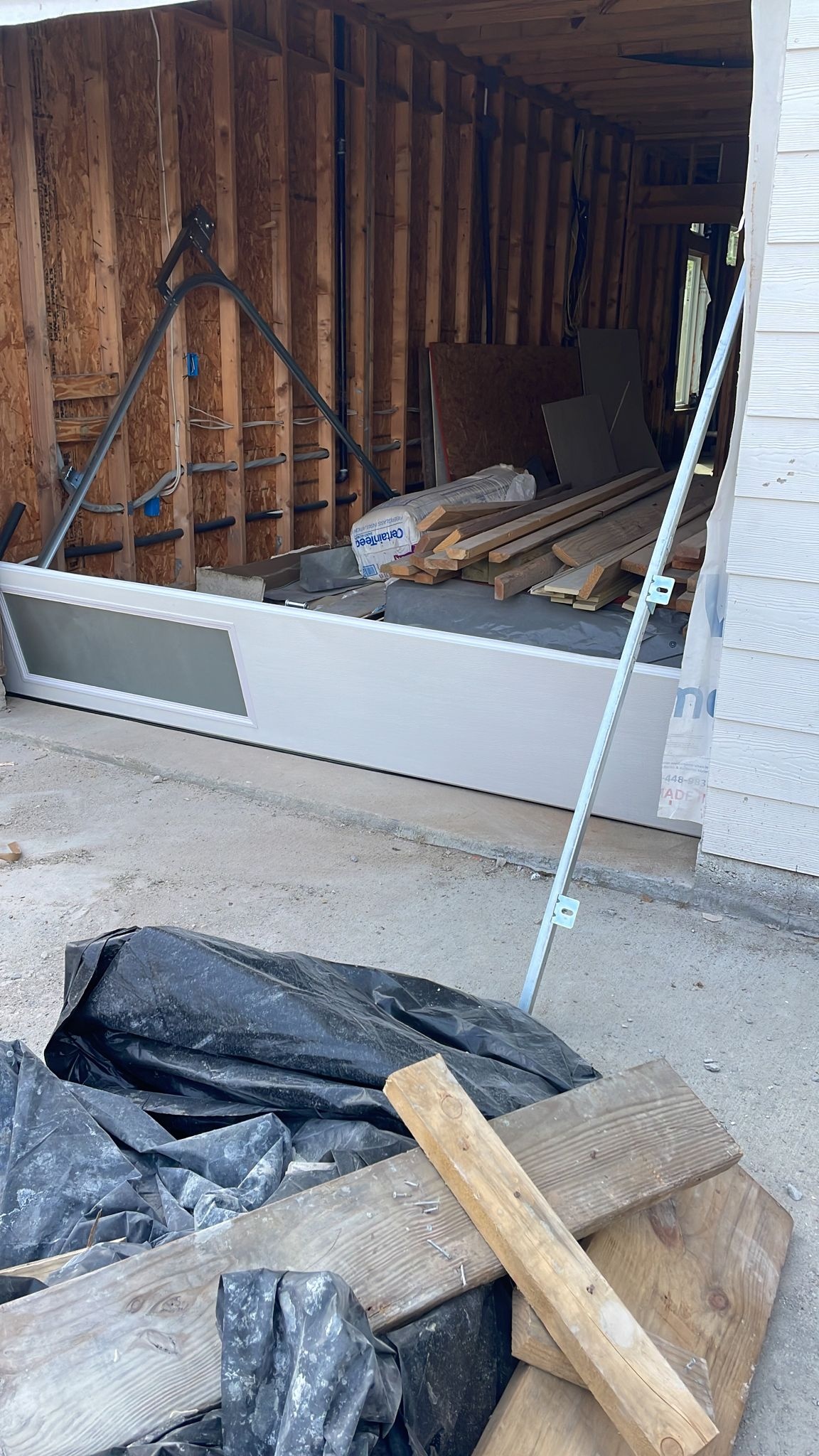 # Overhead Garage Doors in Missouri City, TX - Expert Service You Can Trust When it comes to your home or business,... - Lemus Garage Door Services Sugar Land TX